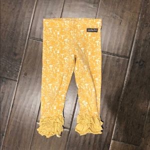 2T Matilda Jane ruffle leggings